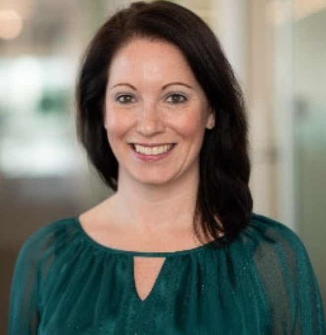 Headshot of Rebecca Aversa